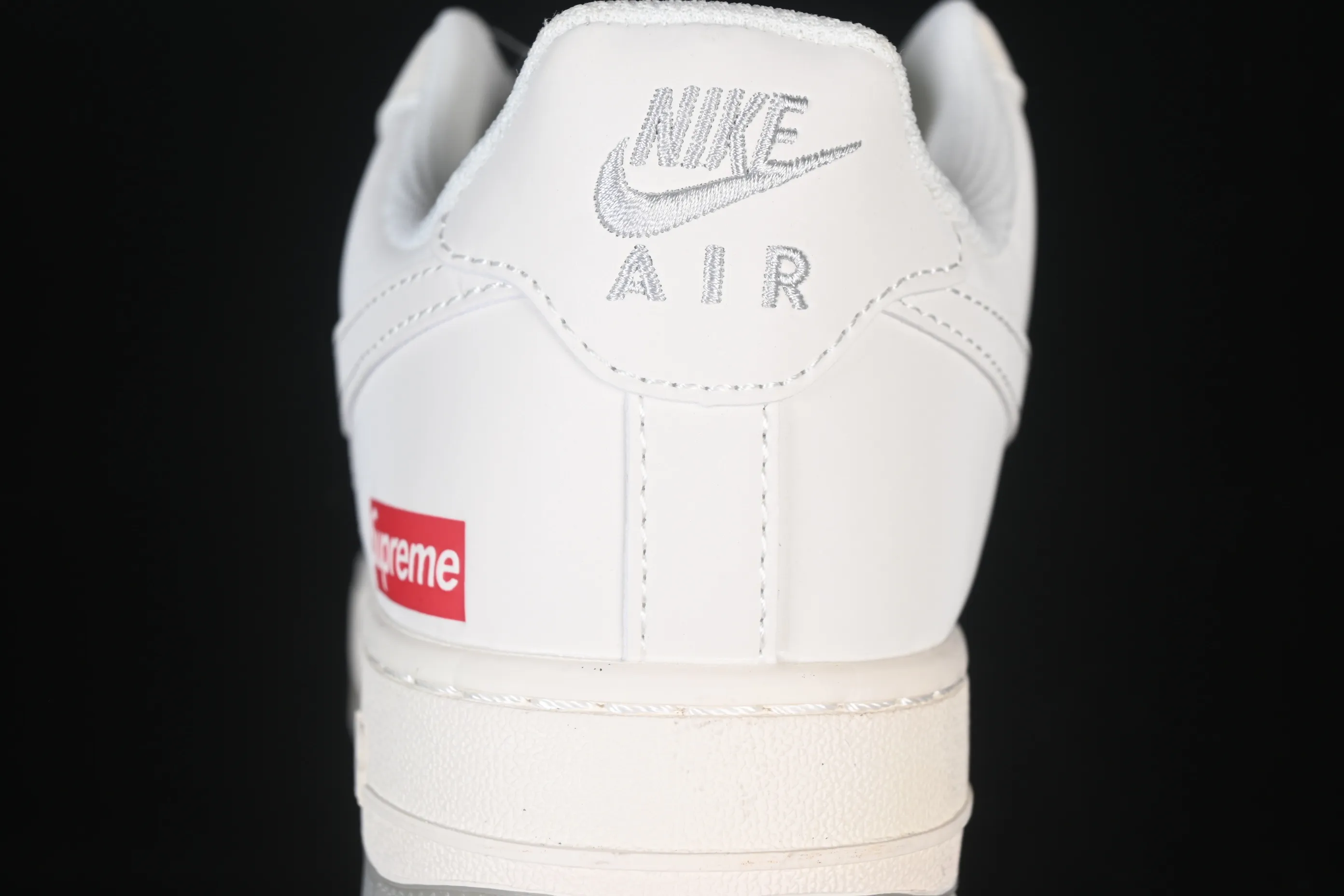 All categories Nk Air Force 1 Air Force series Nk Air Force 1 Low Air Force low-top Nike Air Force 1'07 Low Supreme co-branded beige crystal bottom Air Force 1 low-top casual sneakers XX3168-178